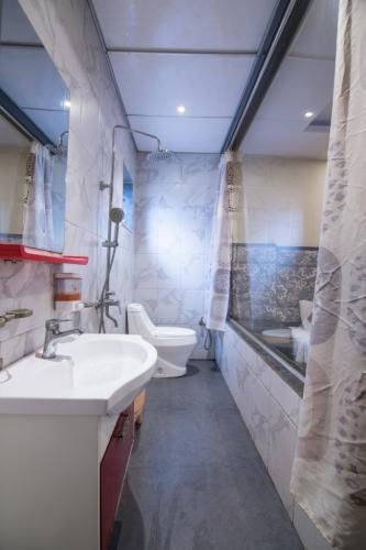 Clean modern bathroom